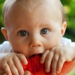 Como incentivar meus filhos a comer verduras