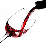 Fique de olho, na quantidade em que esta bebendo de vinho, pois tudo em excesso faz mau.