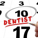 Vá ao dentista semestralmente.