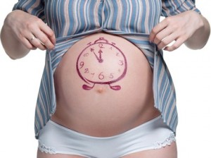 Quantos dias aparecem os primeiros sintomas da gravidez 