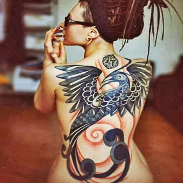 Tatuagem fênix nas costas feminina Brasil Blogado